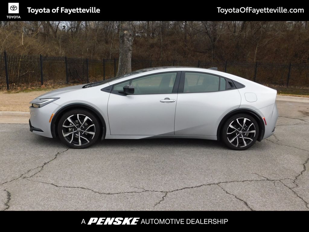 Thumbnail: 2024 Toyota Prius Prime - 2