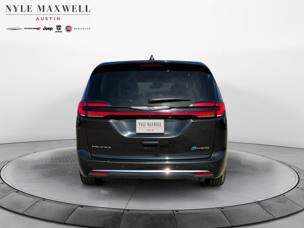 Used Car 2024 Chrysler Pacifica Hybrid  Select For Sale Under $30,000 In Austin, Texas