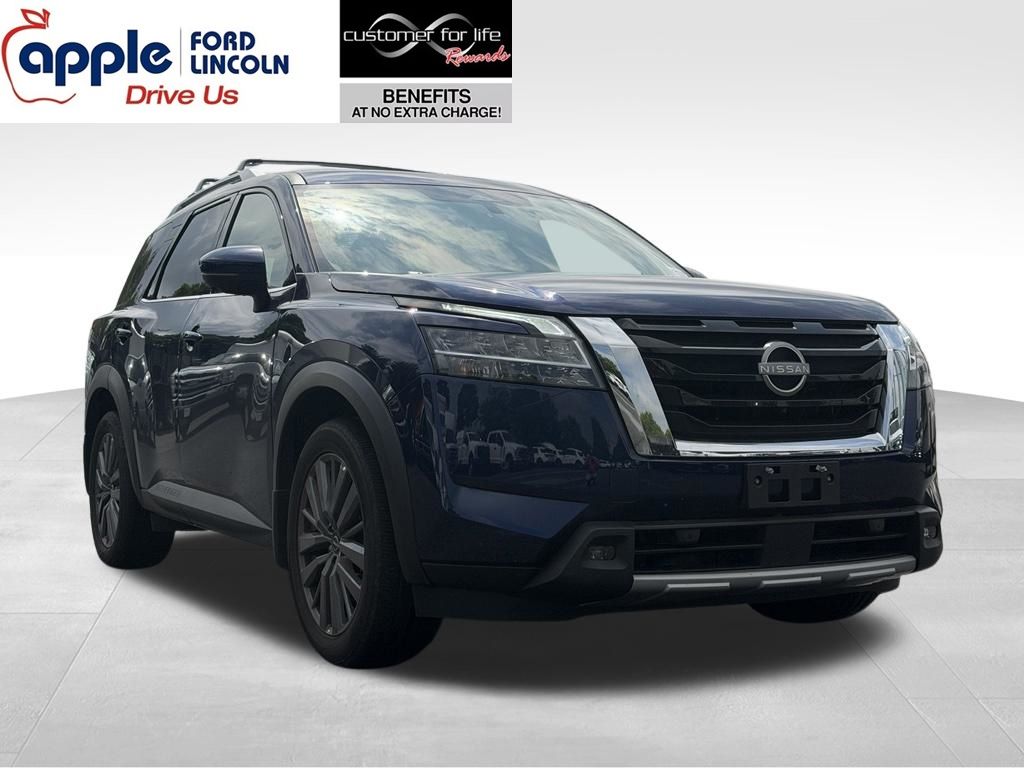 Deep Ocean Blue Pearl 2024 Nissan Pathfinder SL 4WD SUV / Crossover All-Wheel Drive 9-Speed Automatic
