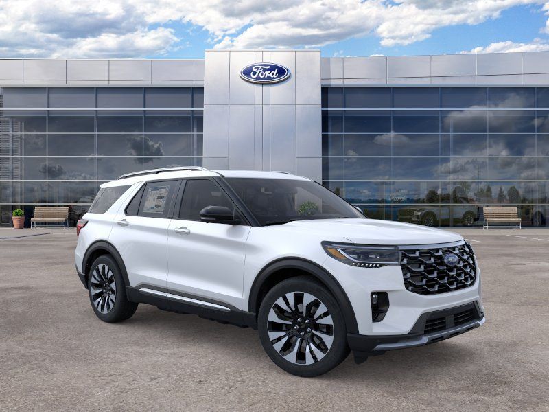 New 2026 Star White Metallic Tri-Coat Ford Platinum™ image 7