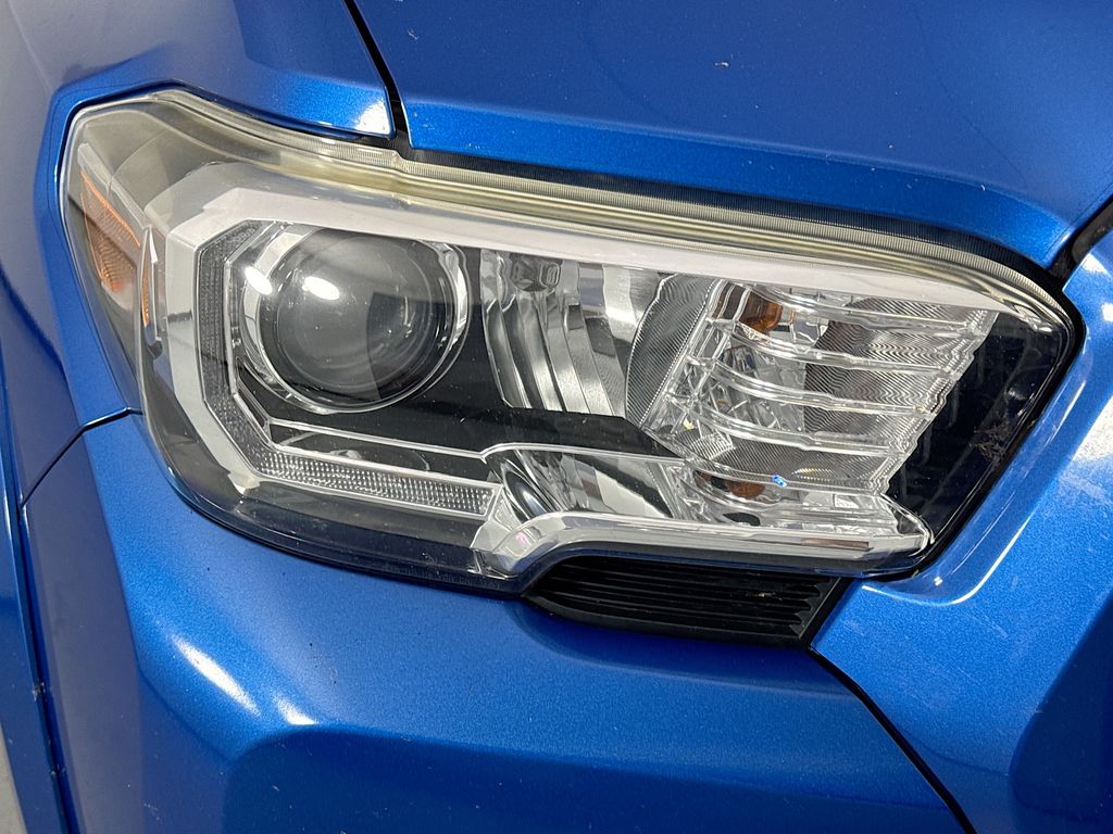 Used Car 2017 Toyota Tacoma  For Sale Under $25,000 In Austin, Texas