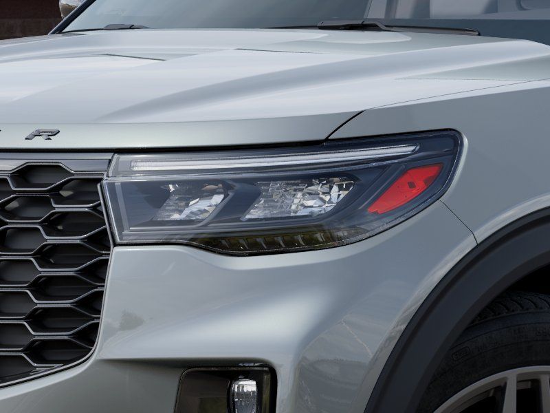 New 2027 White Ford 4DR 4WD ST-LINE image 18