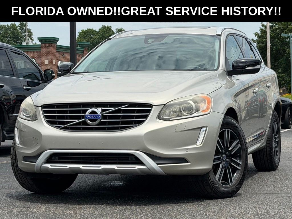 Sand Metallic 2017 Volvo XC60 SUV / Crossover Front-Wheel Drive Automatic