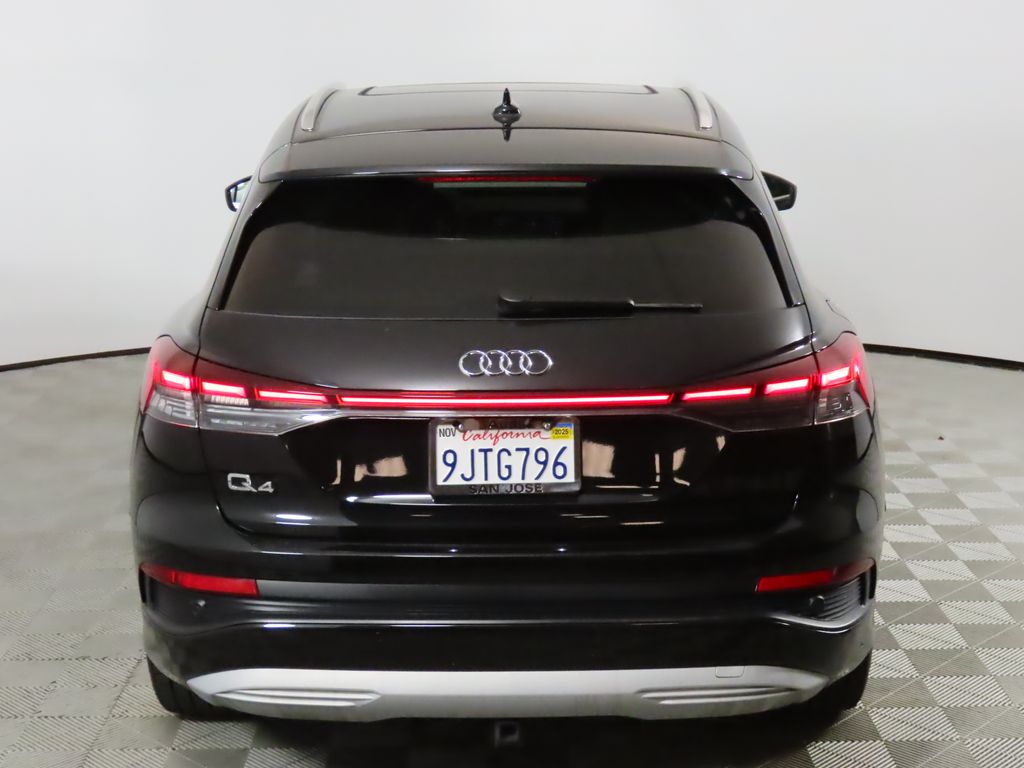 Thumbnail: 2023 Audi Q4 e-tron - 4