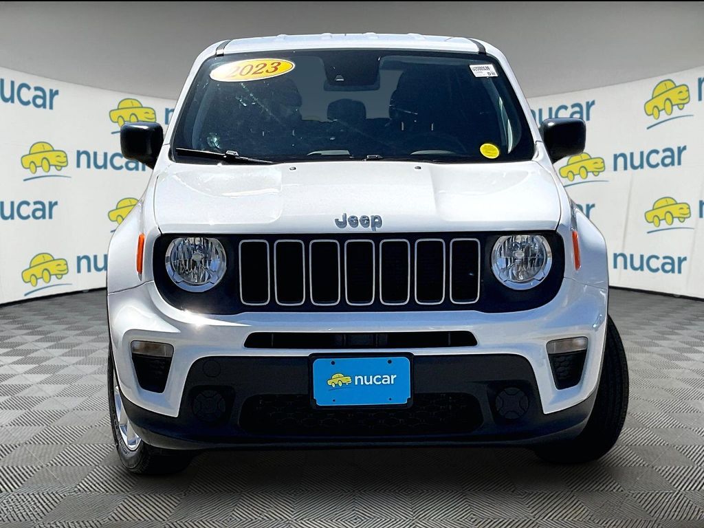 View vehicle photo 2