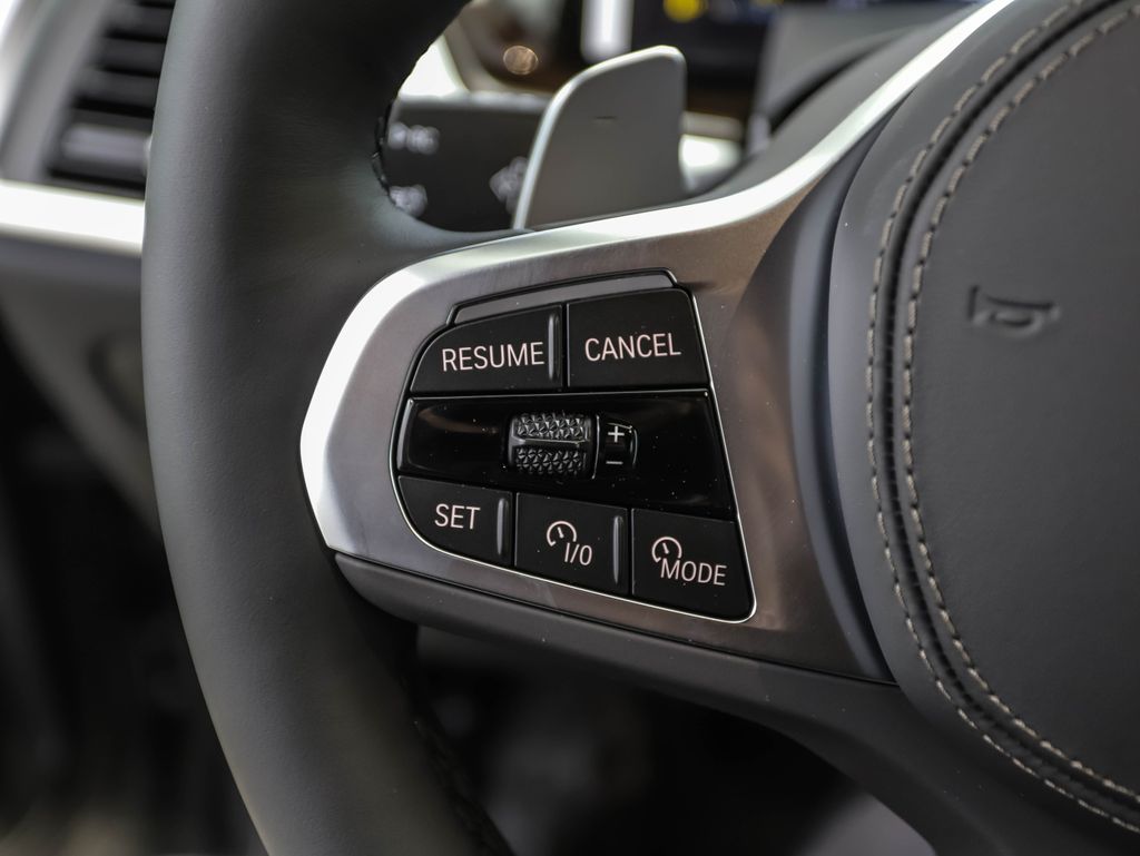 Thumbnail: 2026 BMW X5 - 12