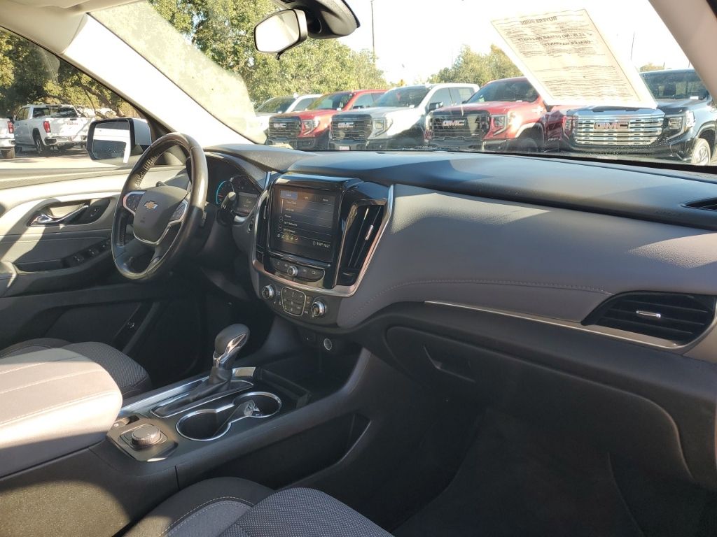 Used Car 2021 Chevrolet Traverse  Lt For Sale Under $25,000 In Austin, Texas