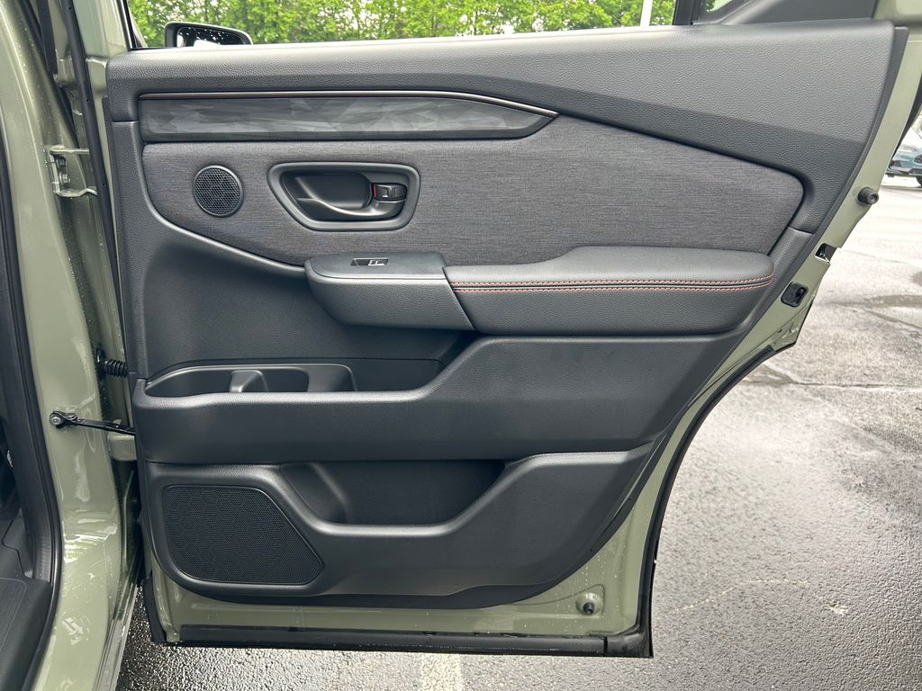 Thumbnail: 2026 Honda Passport - 25