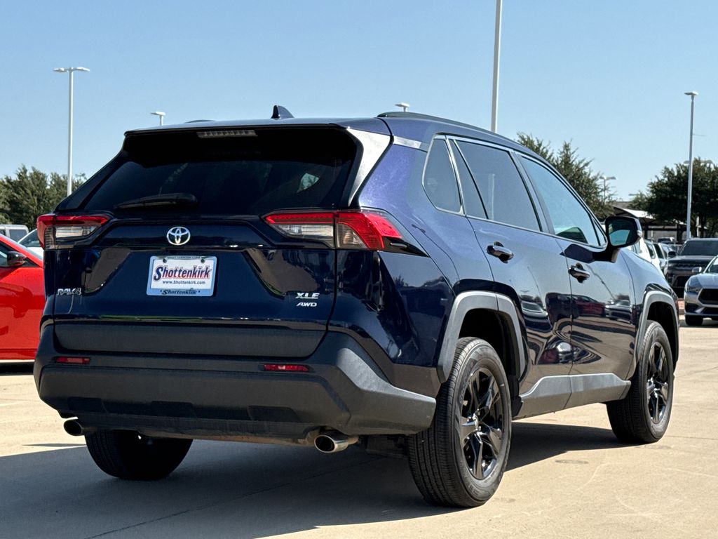 Used 2021 Toyota RAV4 SUV