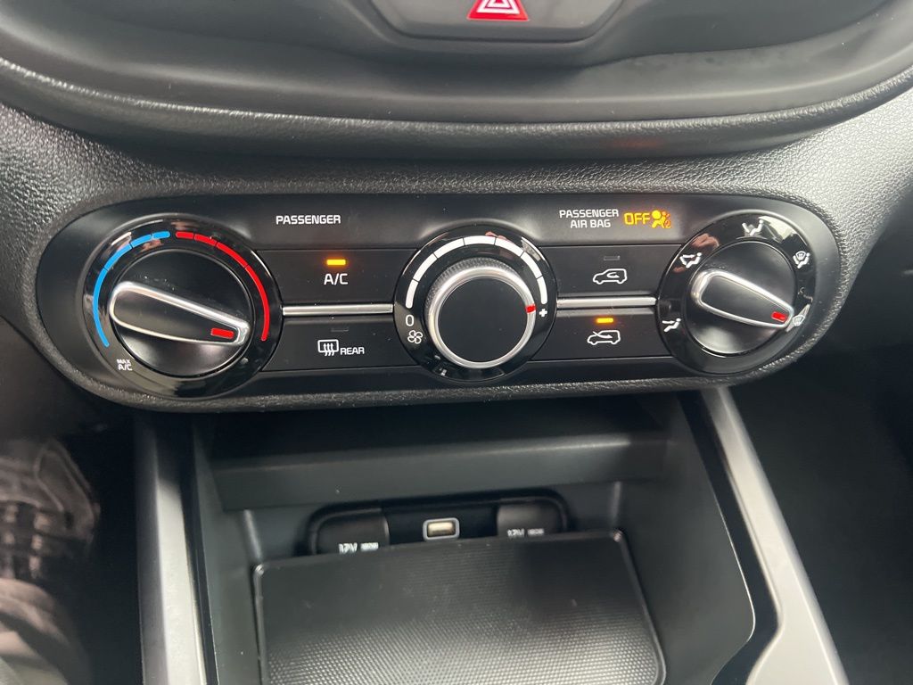 2023 Kia Soul LX photo