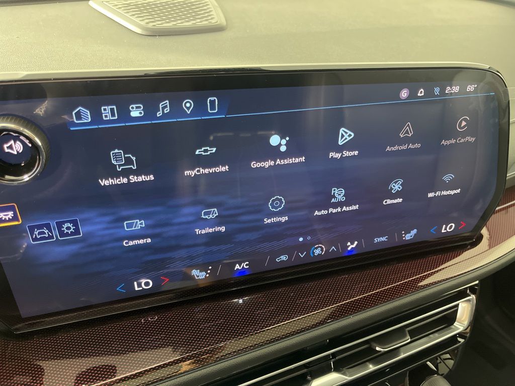 Thumbnail: 2026 Chevrolet Traverse - 32