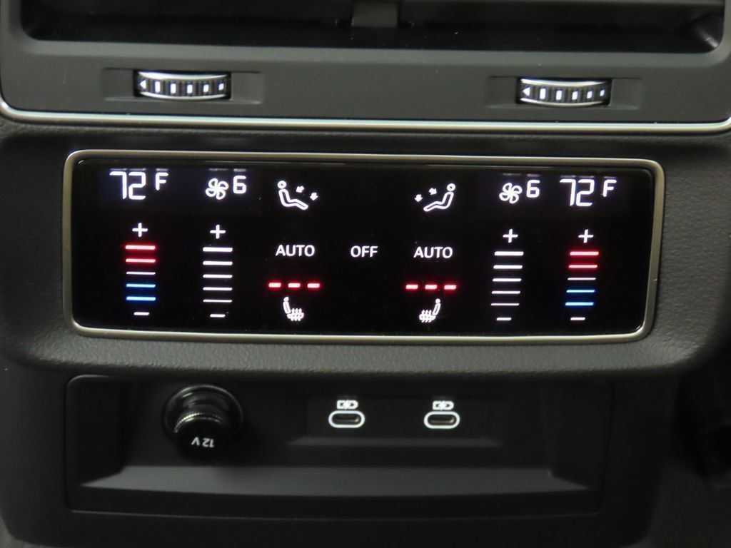 Thumbnail: 2026 Audi Q7 - 26