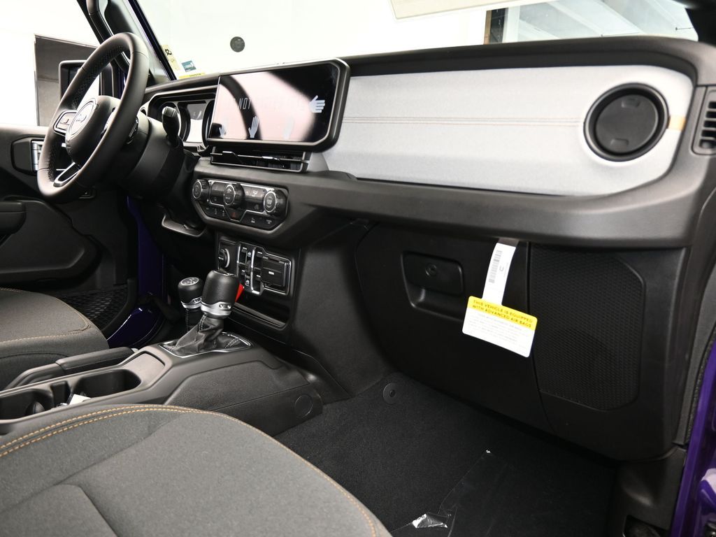 New 2026 Reign Jeep Sport S image 37