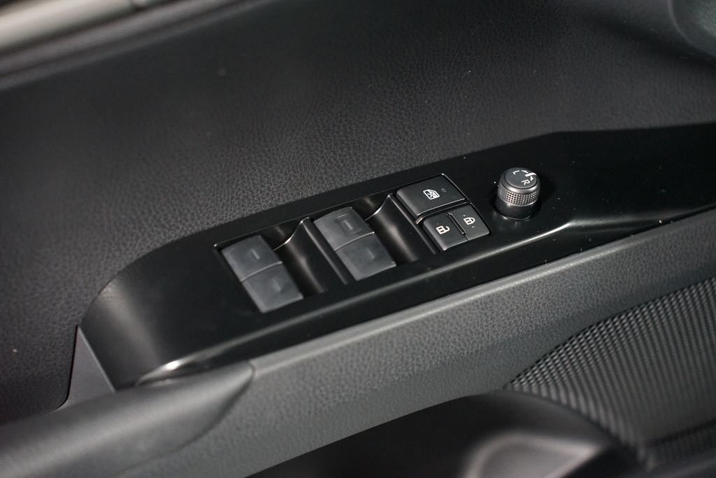 Thumbnail: 2026 Toyota Camry - 31