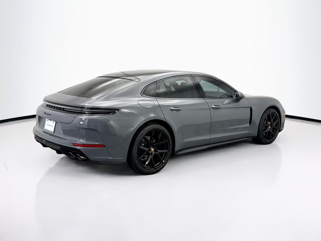 Thumbnail: 2026 Porsche Panamera - 7