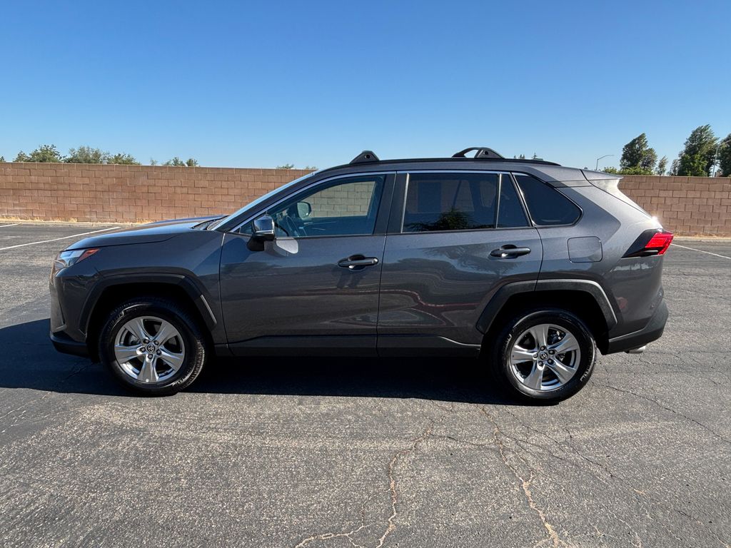 Thumbnail: 2024 Toyota RAV4 - 8
