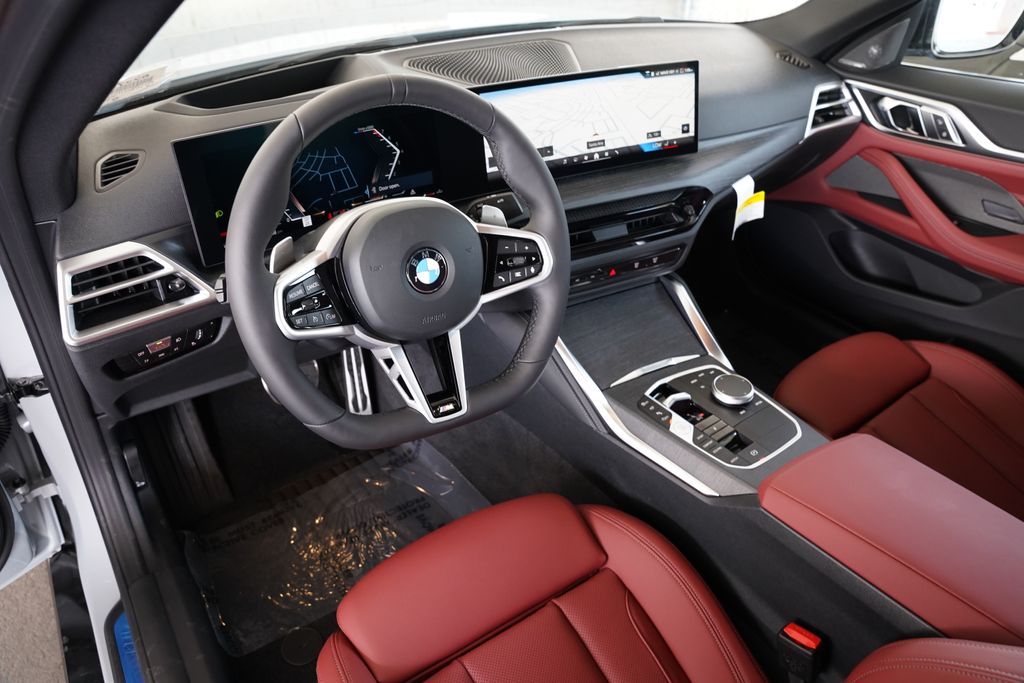 Thumbnail: 2026 BMW 4 Series - 12