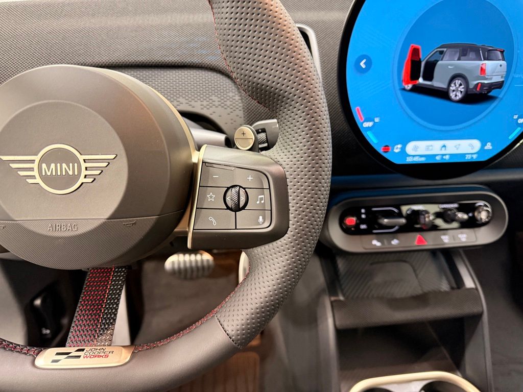 Thumbnail: 2027 MINI Cooper Countryman - 14