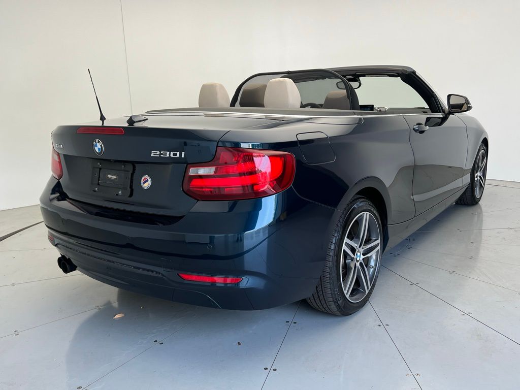 2017 BMW 2 Series 230i xDrive 5