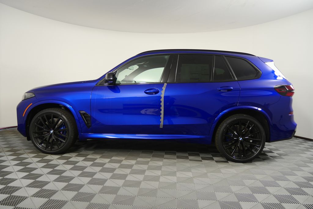 2026 BMW X5 M60i 6