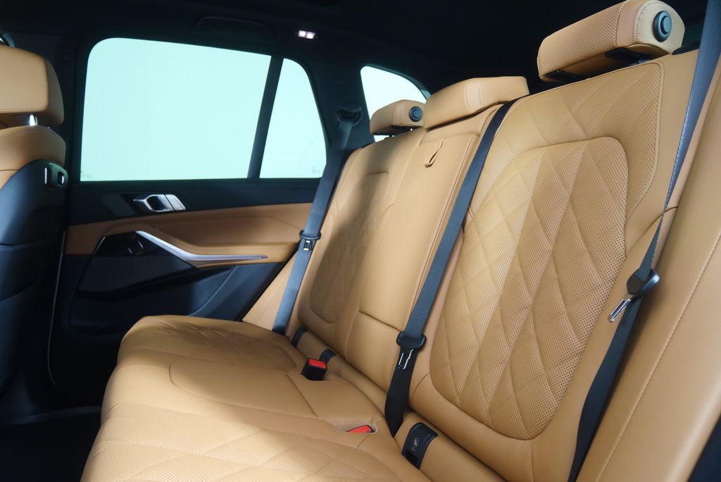 Thumbnail: 2026 BMW X5 - 15