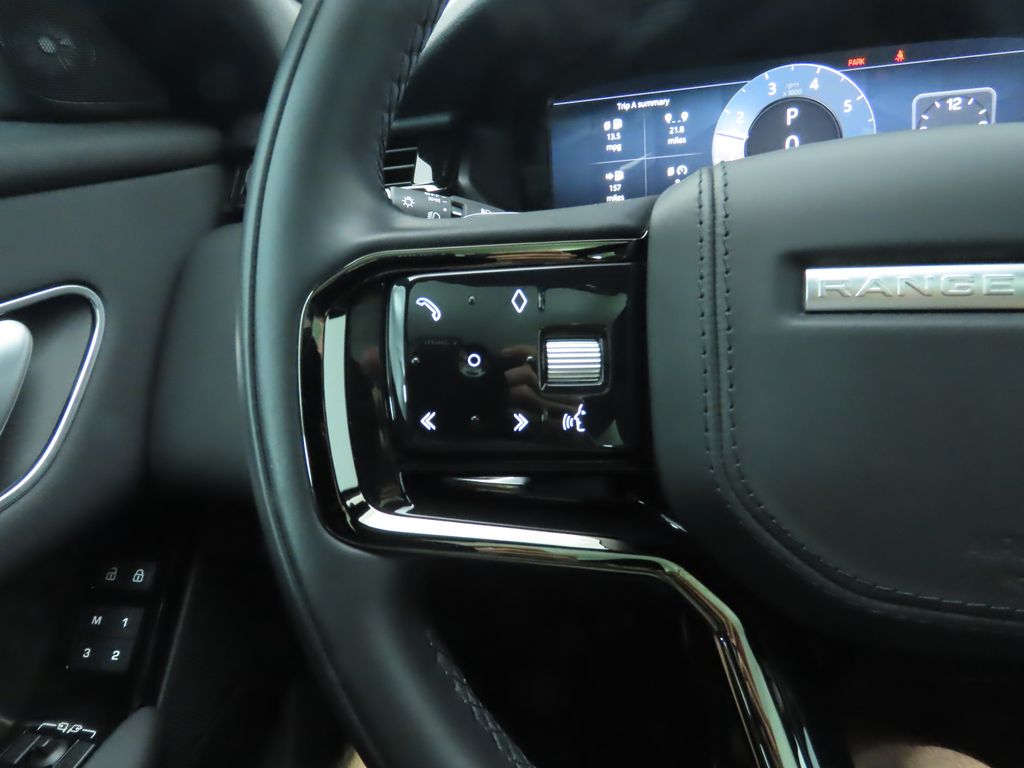 Thumbnail: 2024 Land Rover Range Rover Velar - 11