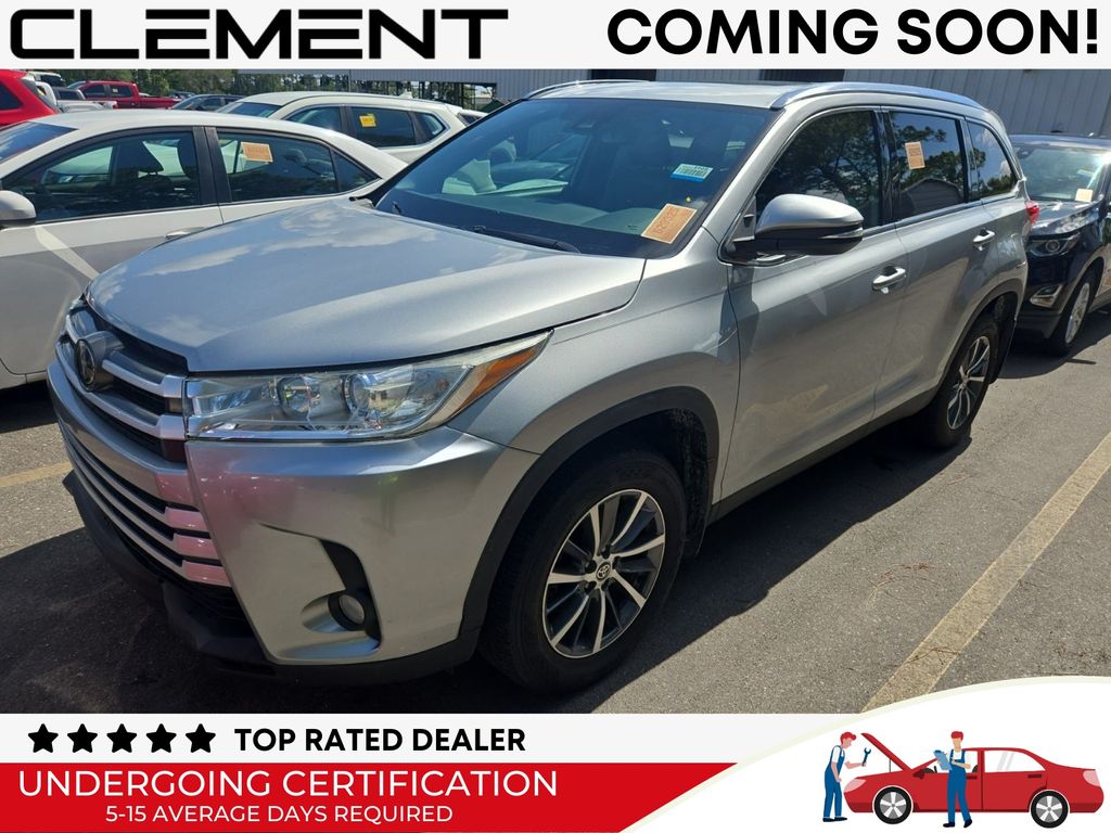 Celestial Silver Metallic 2019 Toyota Highlander SUV / Crossover Front-Wheel Drive 8-Speed Automatic