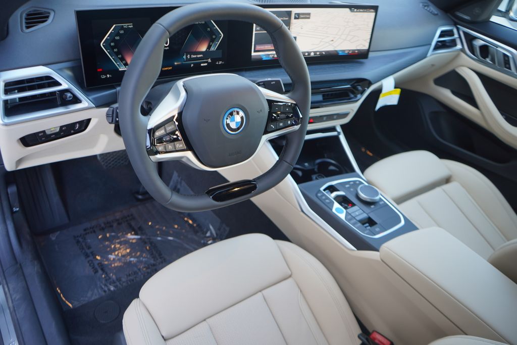 2025 BMW i4 eDrive40 12