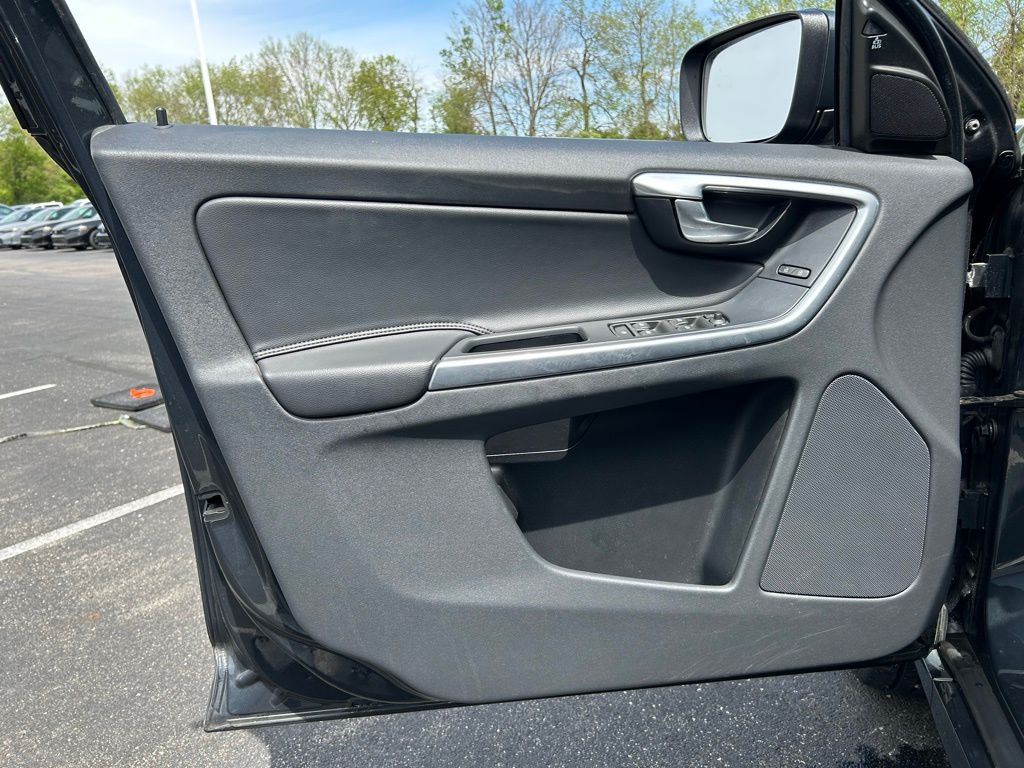 2015 Volvo XC60 T6 18