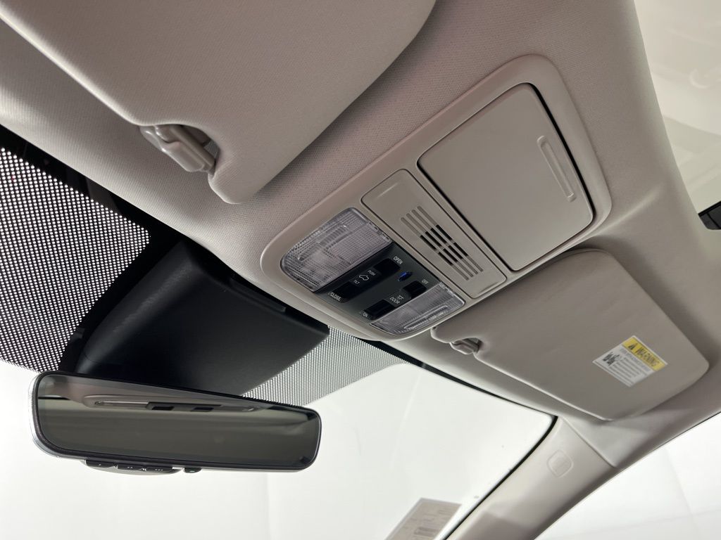 2025 Honda Odyssey EX-L 27