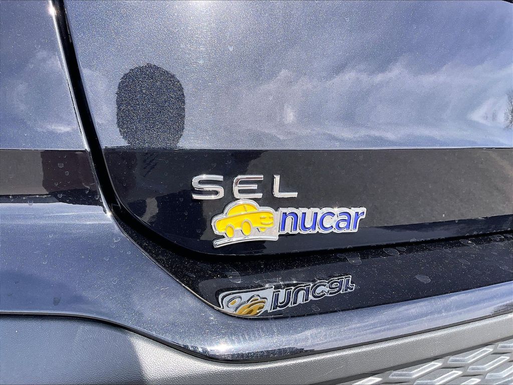 2025 Volkswagen Taos — photo 27