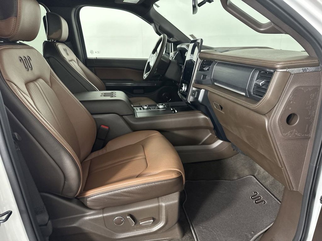 2024 Ford Expedition Max King Ranch 12