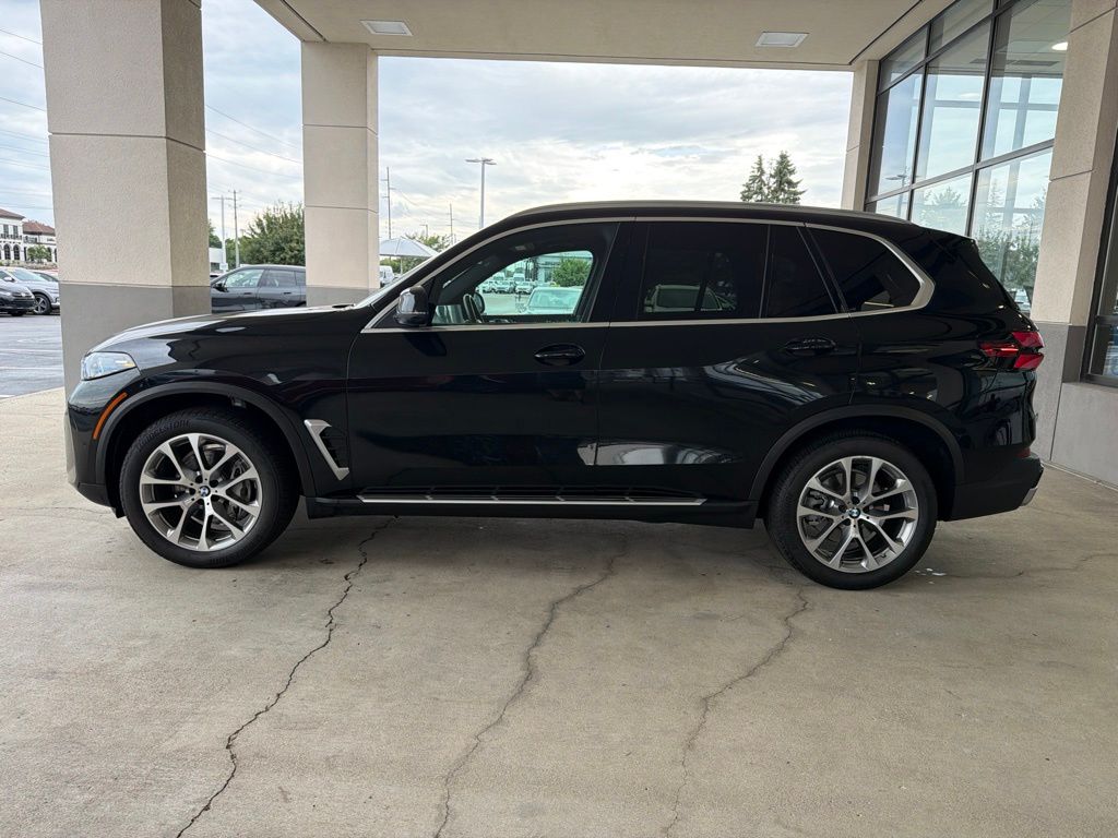 Thumbnail: 2026 BMW X5 - 2
