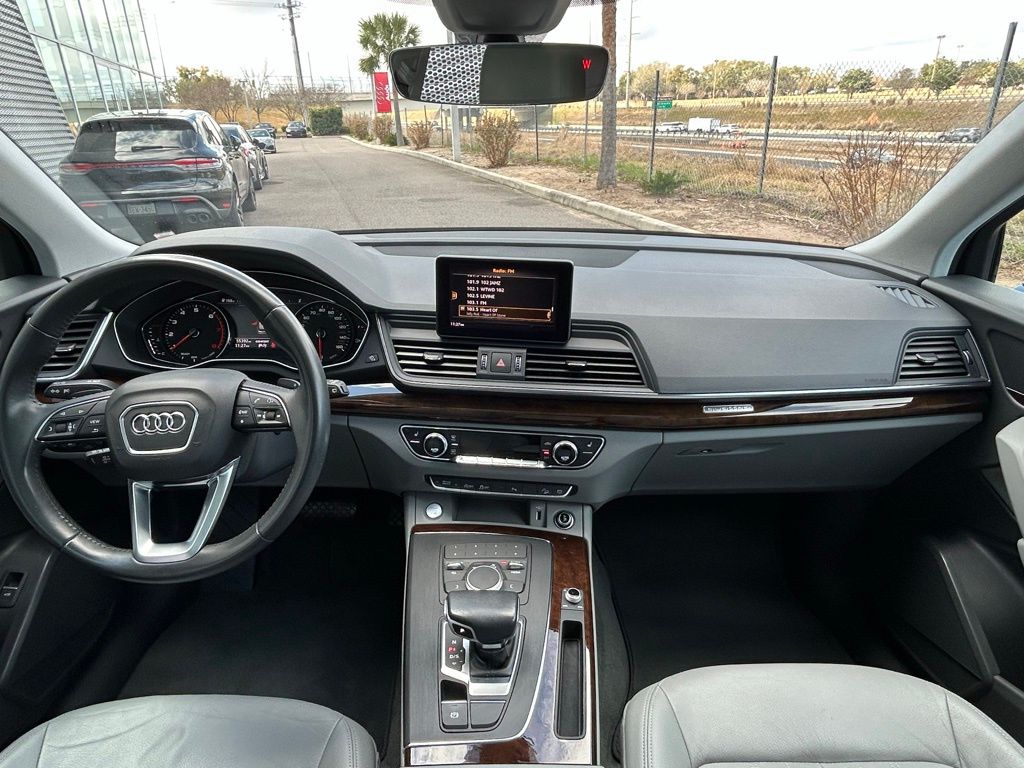 Used 2020  Audi 45 Premium image 11