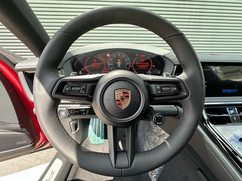 Thumbnail: 2025 Porsche Panamera - 17