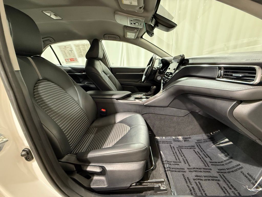 Thumbnail: 2023 Toyota Camry - 19