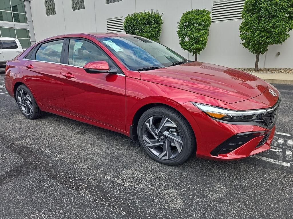 Thumbnail: 2025 Hyundai Elantra - 4