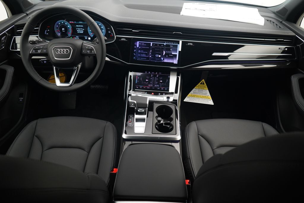 Thumbnail: 2026 Audi Q7 - 8