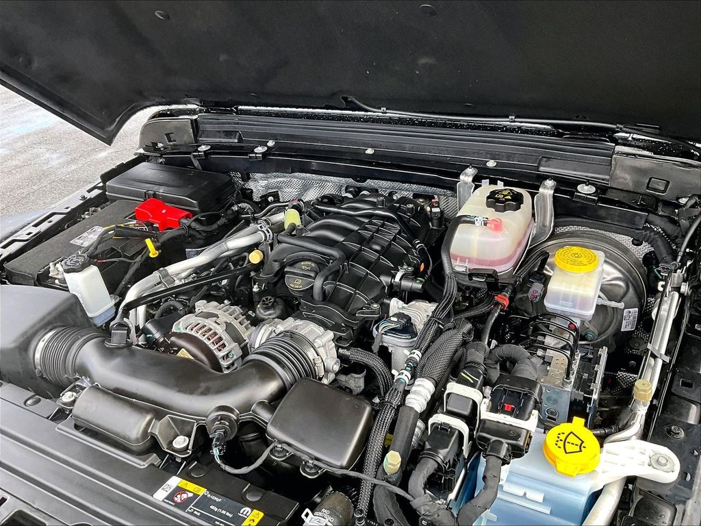 2024 Jeep Wrangler — photo 35