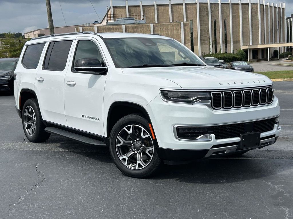 Bright White Clearcoat 2024 Jeep Wagoneer SUV / Crossover Four-Wheel Drive 8-Speed Automatic