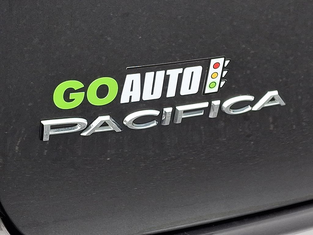 2022 Chrysler Pacifica Touring L Gray at Bob Ruth Ford
