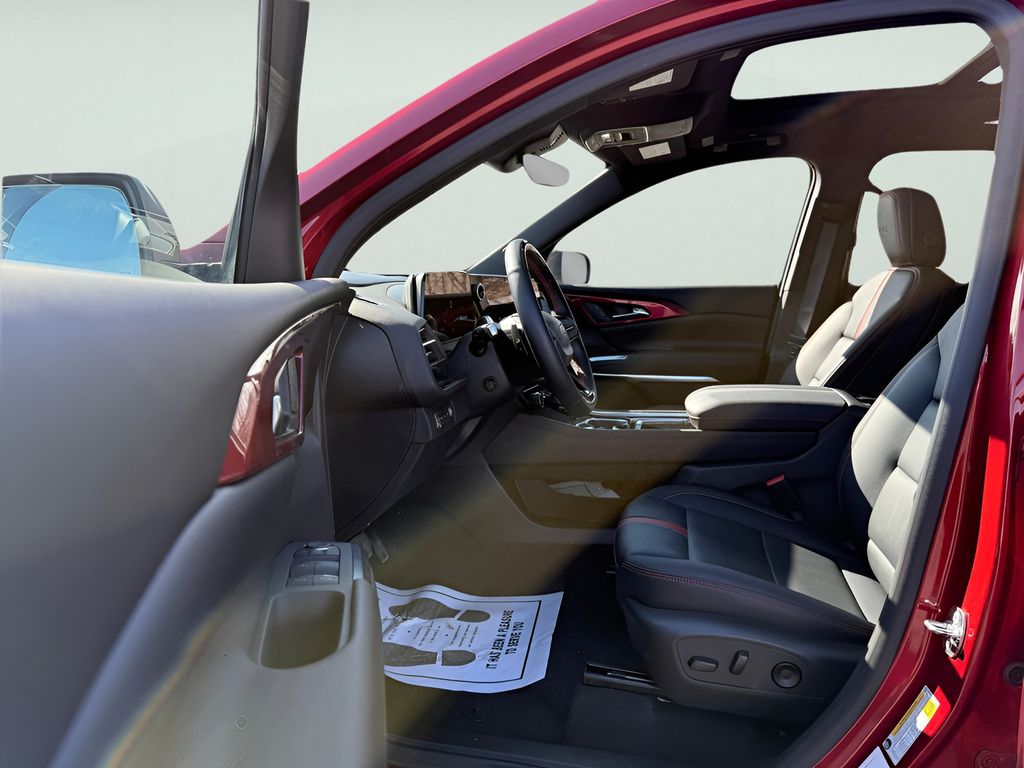 2025 Chevrolet Traverse