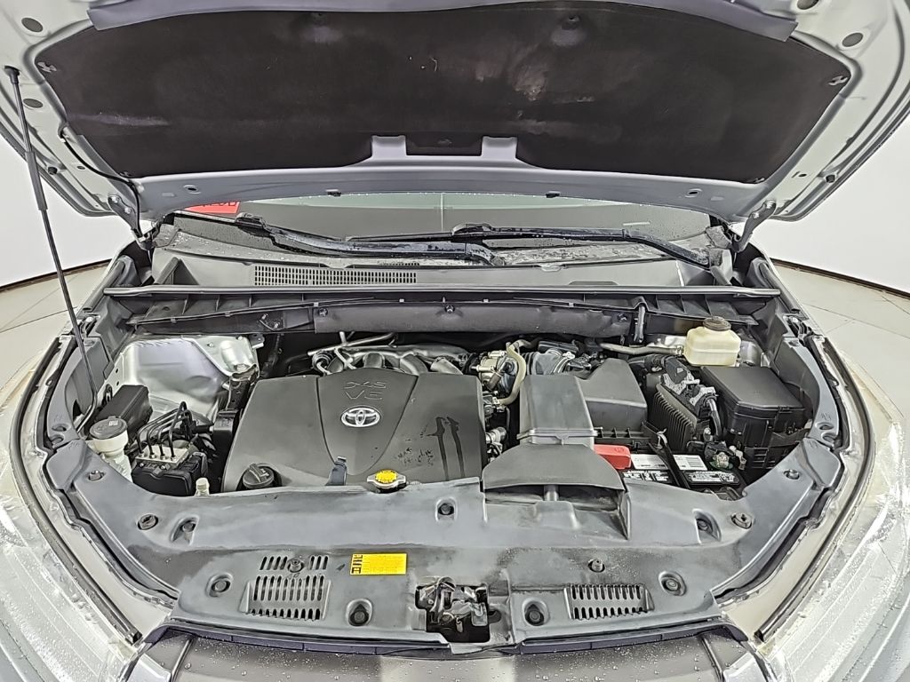 Thumbnail: 2017 Toyota Highlander - 6