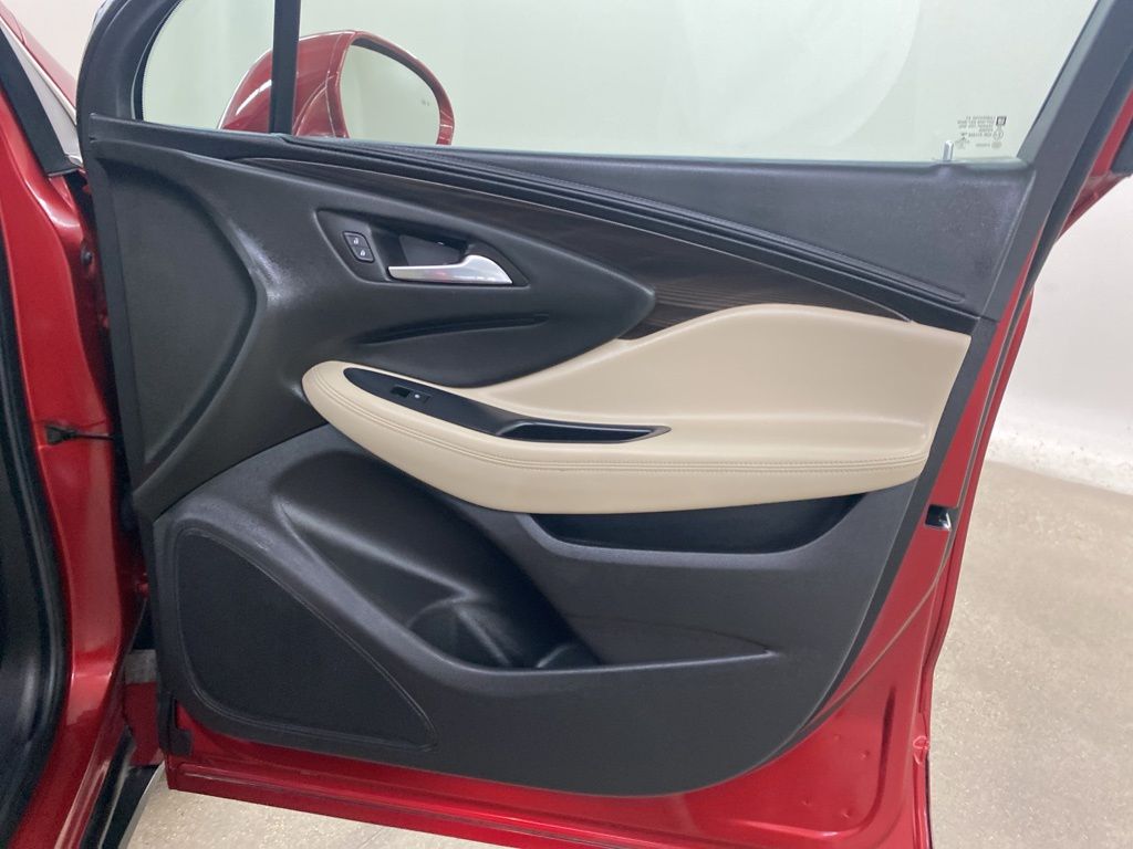 2020 Buick Envision Essence photo