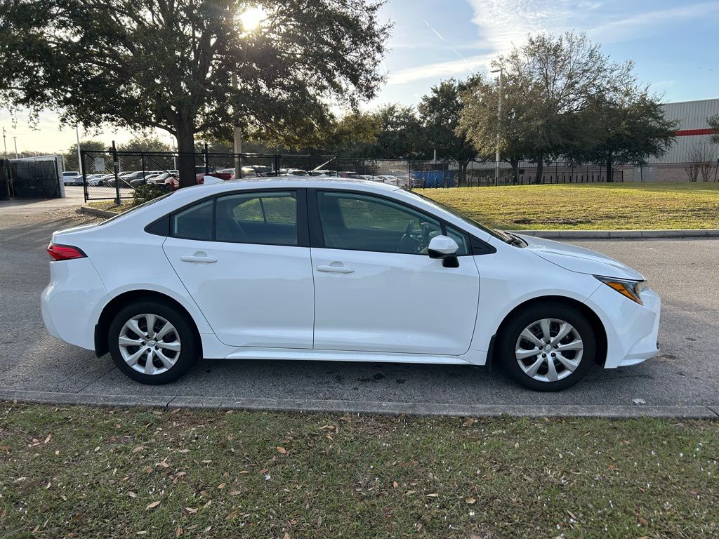 Thumbnail: 2025 Toyota Corolla - 6