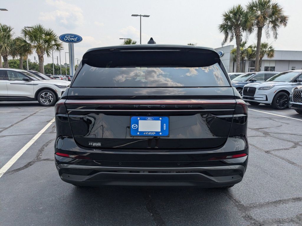 2025 Lincoln Nautilus Hybrid Premiere