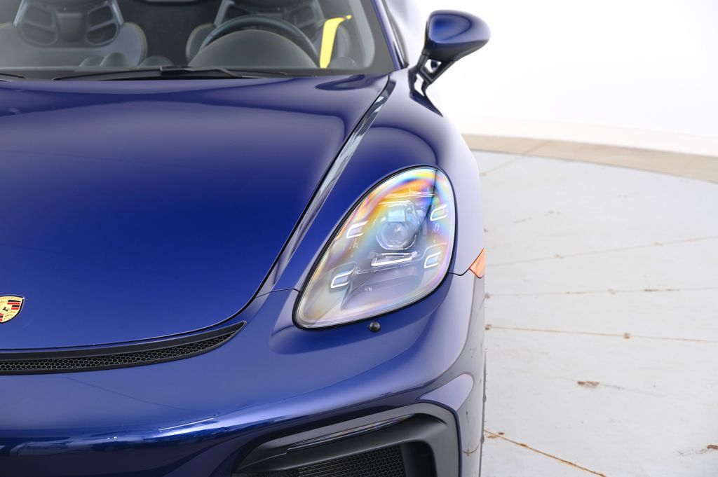 2022 Porsche   15