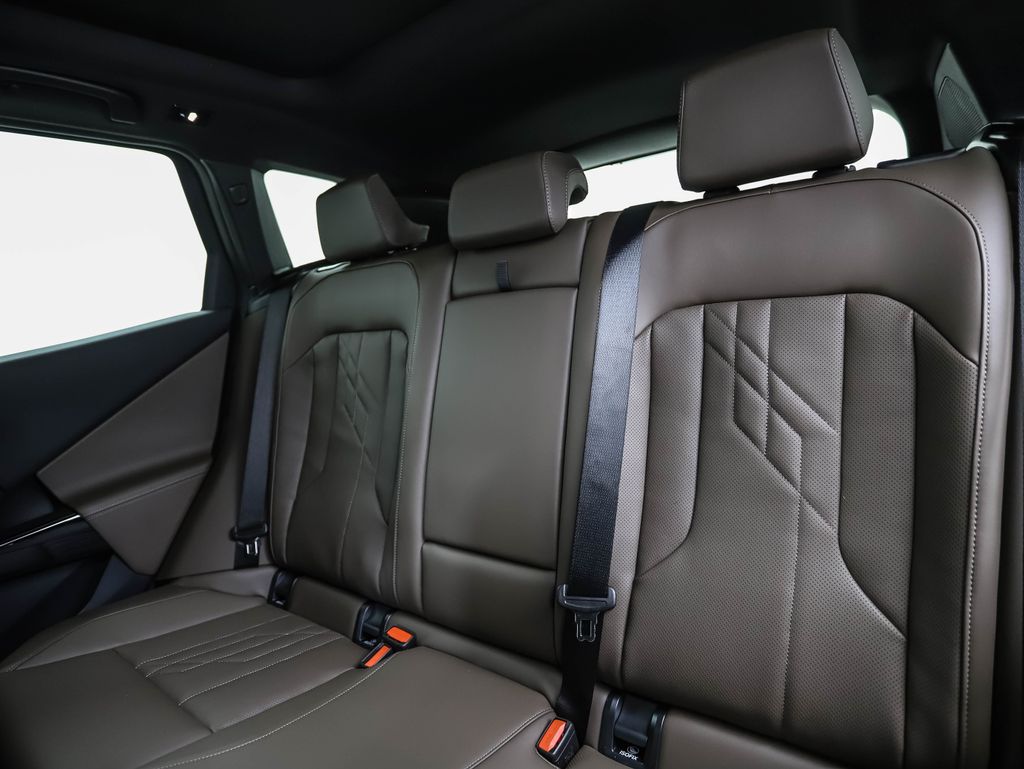 Thumbnail: 2026 BMW X3 - 22