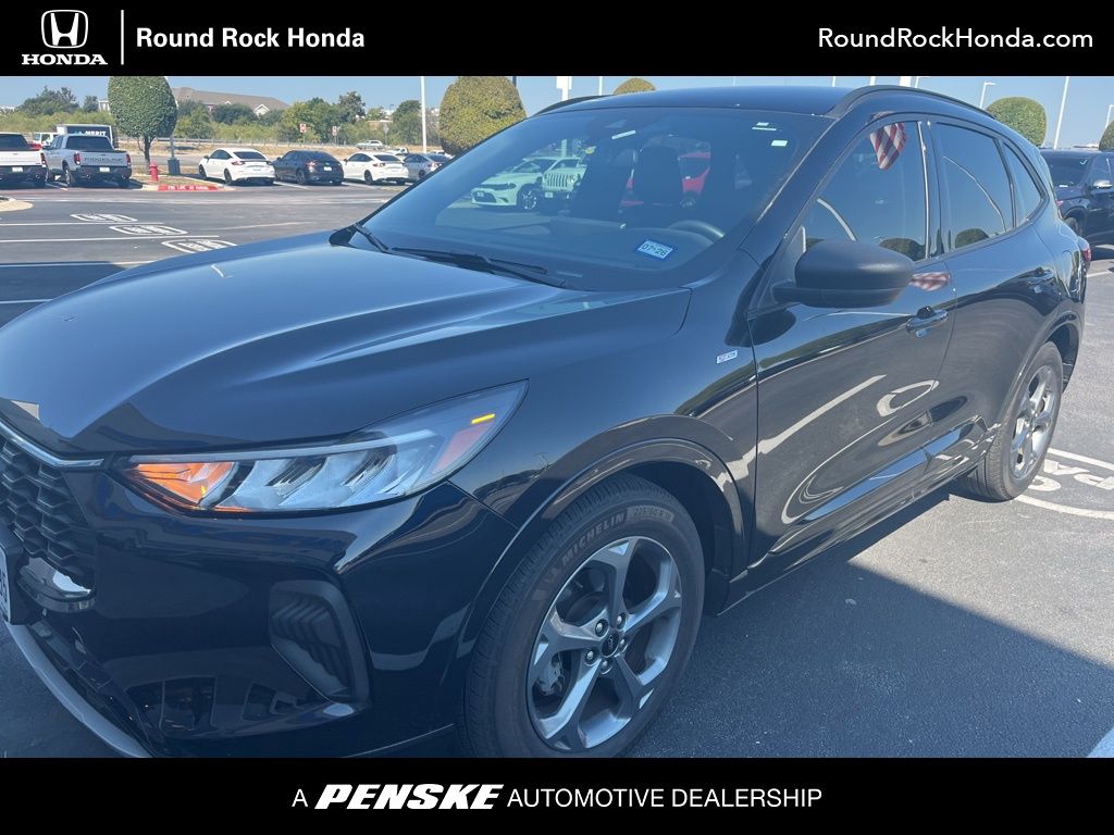 Thumbnail: 2023 Ford Escape - 1