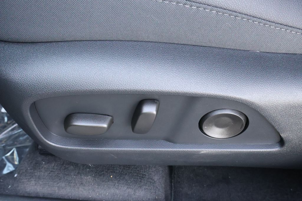 Thumbnail: 2026 Chevrolet Equinox - 16